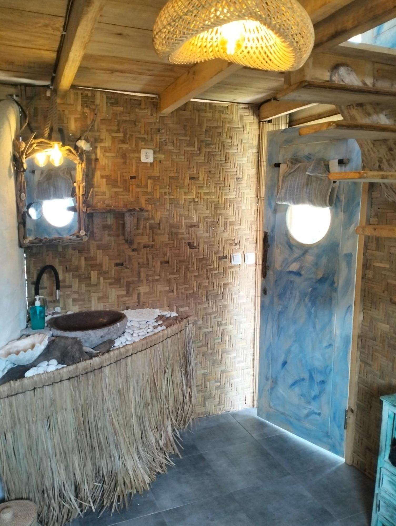 Shaya Cottage Секотонг Экстерьер фото